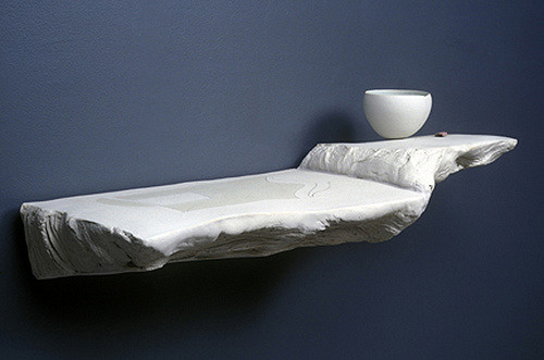 Paula Winokur. White Ledge with Bowl, 2008. Photo courtesy of AccessCeramics Flickr page. 