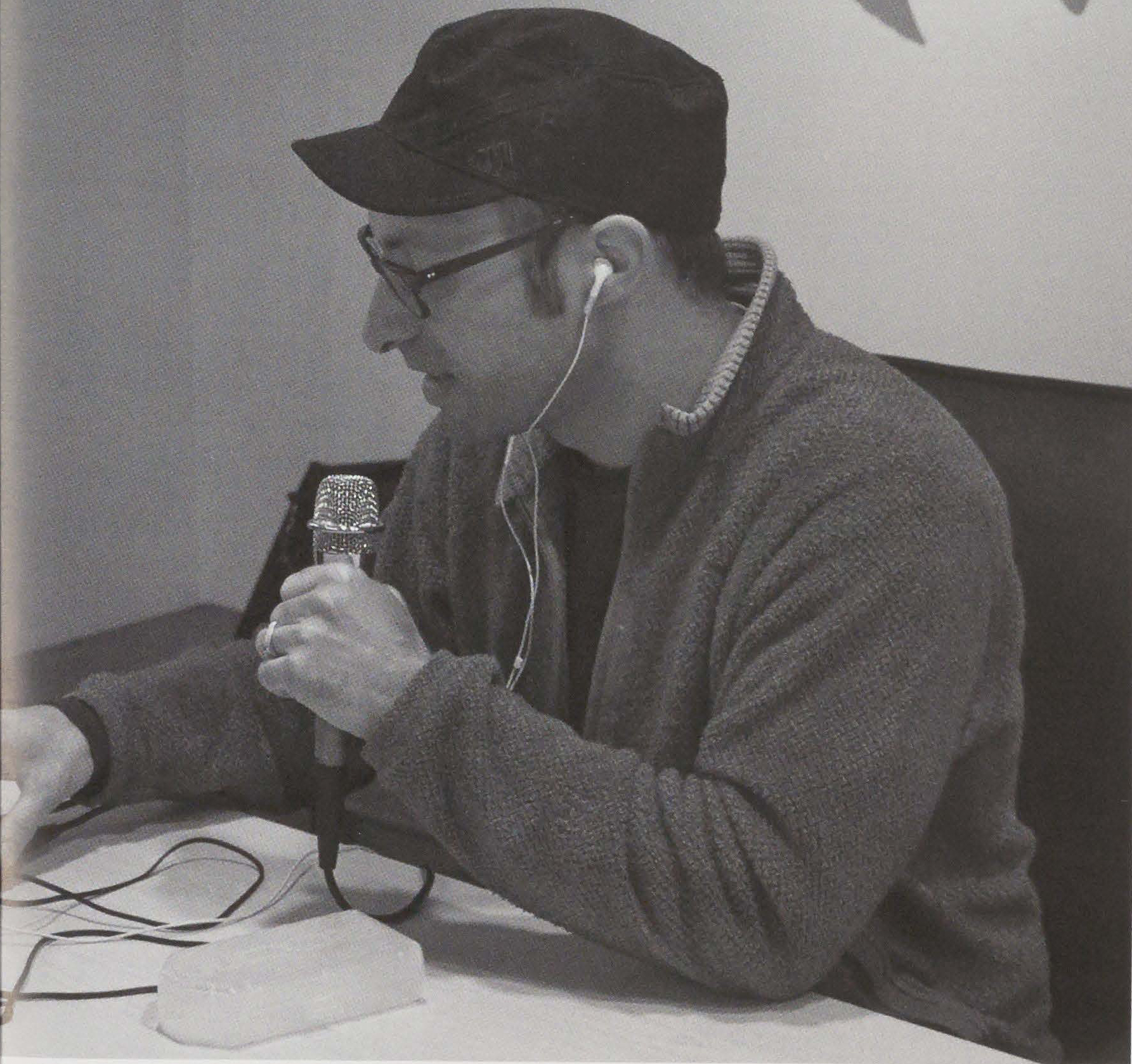 Diane Gilleland and Brian R. Jones in conversation, 2012. Photograph courtesy of the artist.