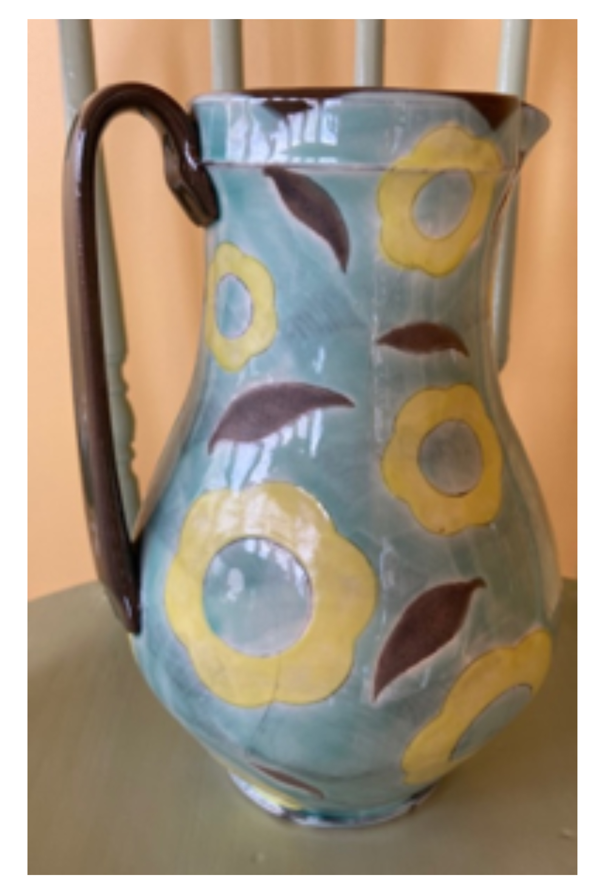 Sanam Emami, Pitcher, 10 x 5.5 x 3.75; Photo credit: Rebecca Sive