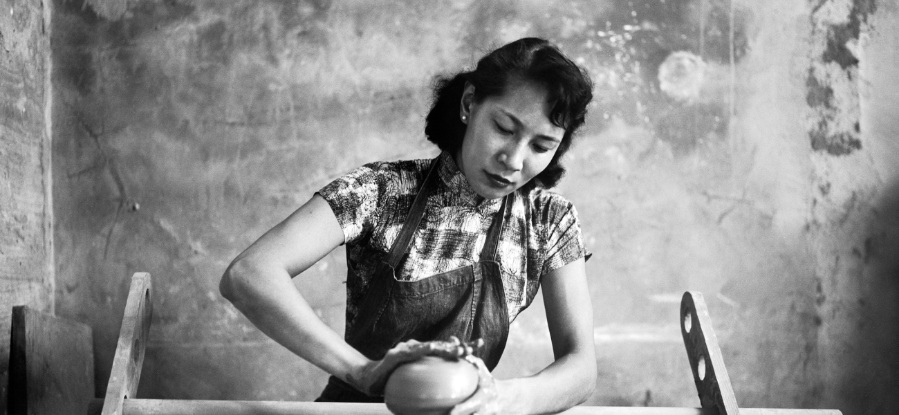 Katherine Choy in New Orleans, 1952–1955. Photo courtesy Robinson Archive. Jack Robinson, photographer (American, 1928–1997).
