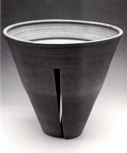 Karen Karnes. Split Footed Bowl, 1990. Glazed stoneware, wood-fired, 13 x 14 in. Photo courtesy of the artist, from Vol. 39, No. 1, 2011.