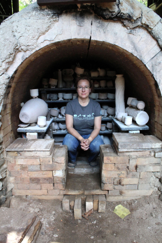 Kristin Muller in her anagama hybrid kiln built in 1995 by Okazaki Takao. Photo by Jacklyn Scott, 2016. Kristin Muller in her anagama hybrid kiln built in 1995 by Okazaki Takao. Photo by Jacklyn Scott, 2016.