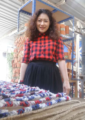 Sa Wanphet at her home workshop, Phitsanulok, Thailand, 2018.