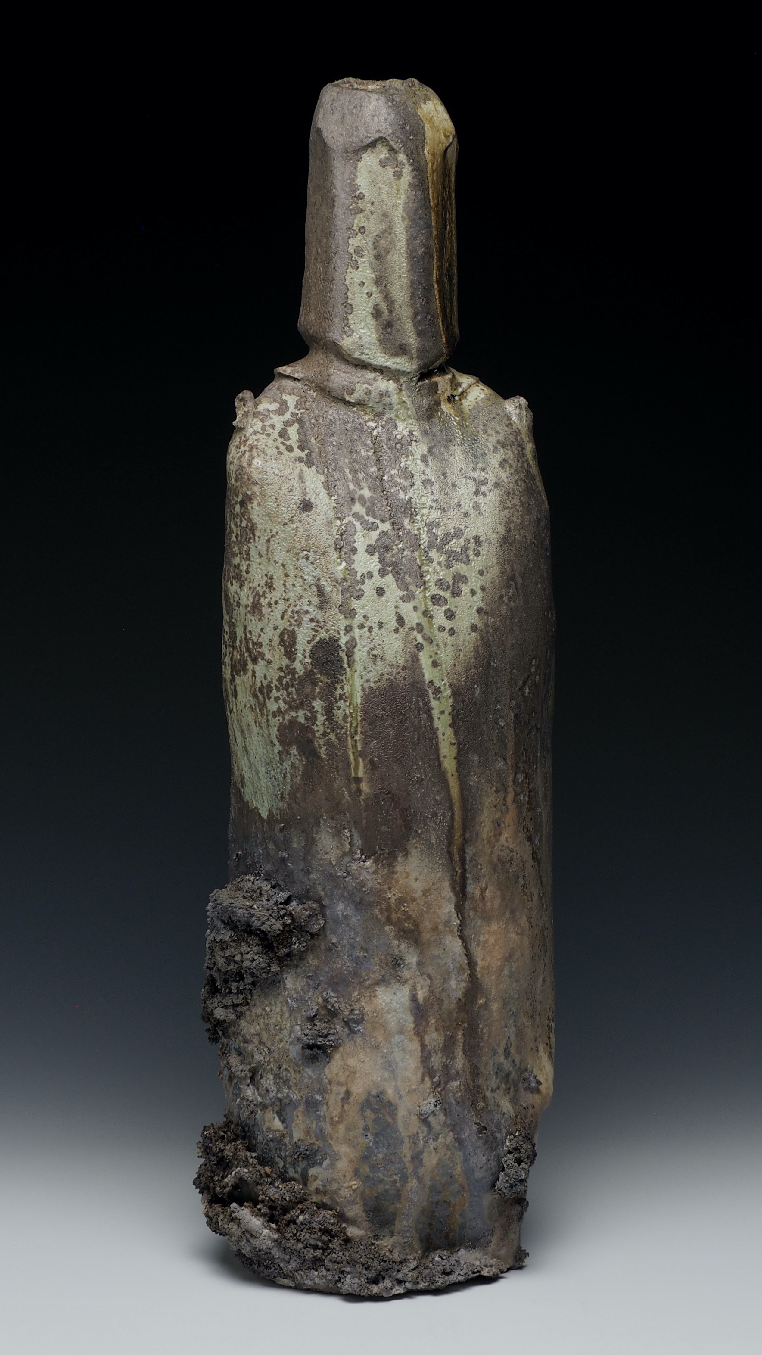 Carey Nathanson Bottle, wood fired stoneware with natural ash glaze, 2023, Photo Credit: Carey Nathanson.